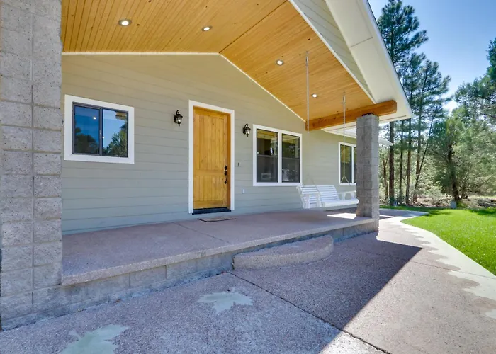 Holiday home Modern Show W/ Bbq & Fire Pit! *