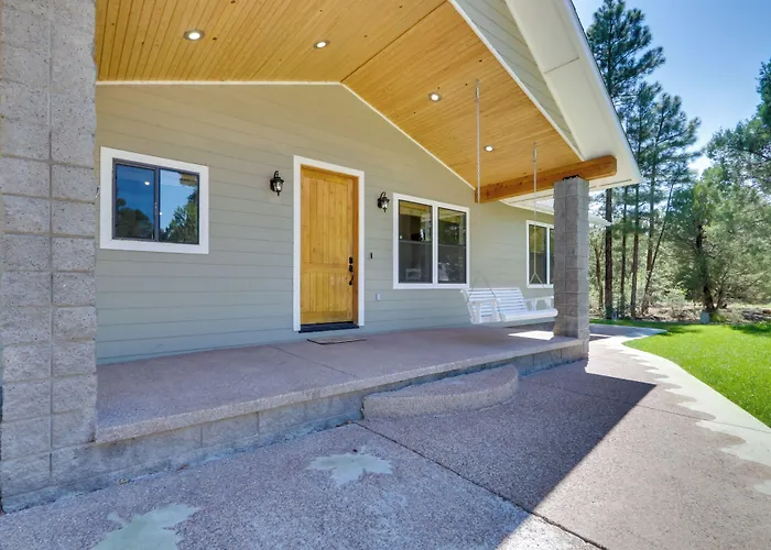 Modern Show W/ Bbq & Fire Pit! *